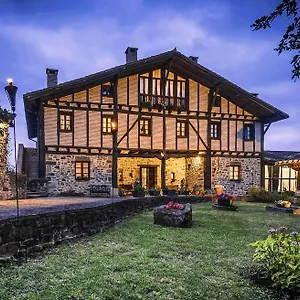 Caserio Iruaritz Landhuis